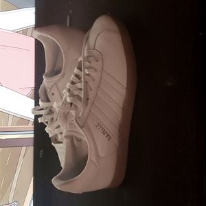 Adidas gazelle shoes size 6